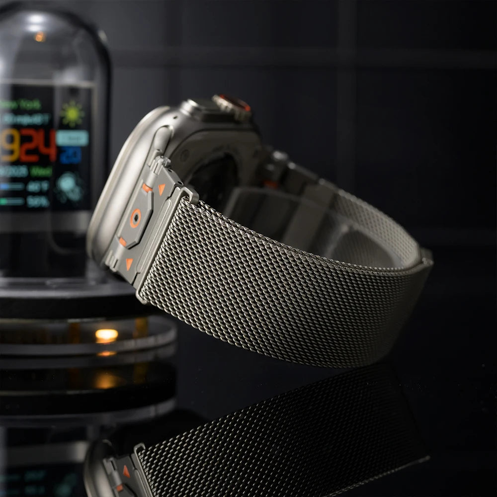 Metallic Milanese mesh strap