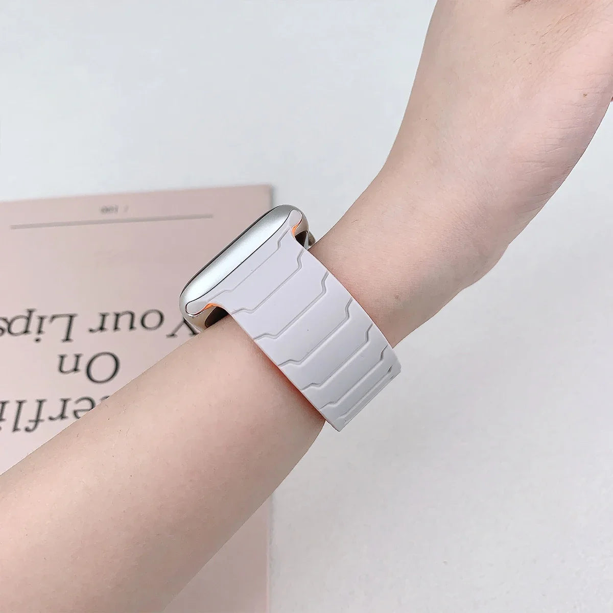 Comfort-Fit Magnetic Band